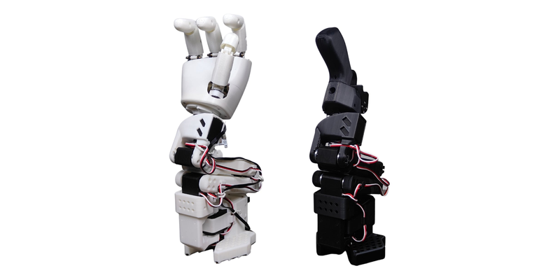 Brazo robótico SO-ARM101 y AmazingHand con mano diestra de código abierto